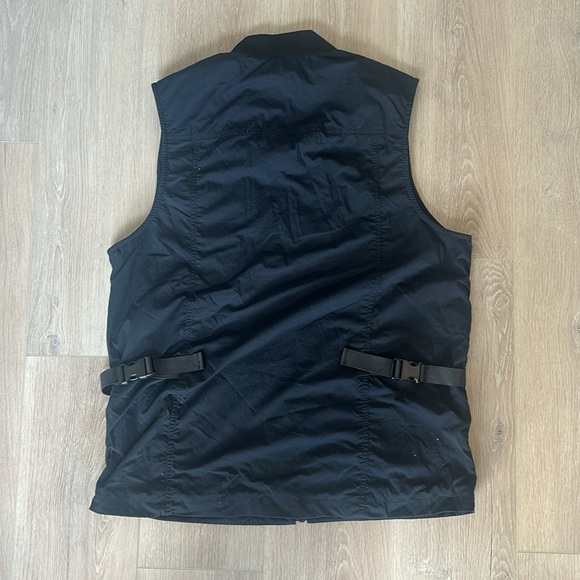 66 North Black Utility Vest - Picture 2 of 3